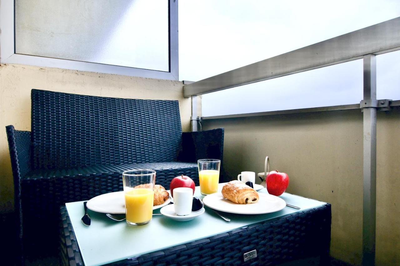 Appart'Hotel Versailles Saint Cyr L'Ecole - Gare Sncf A 100M Et Parking Prive Exterior foto
